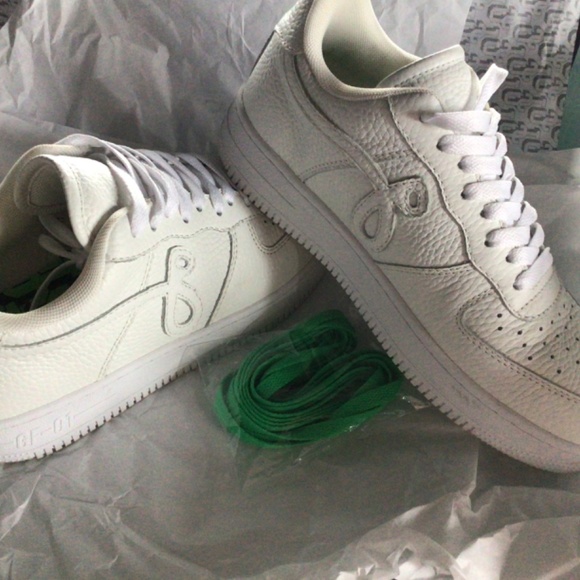 John Geiger GF-01 - Picture 3 of 7